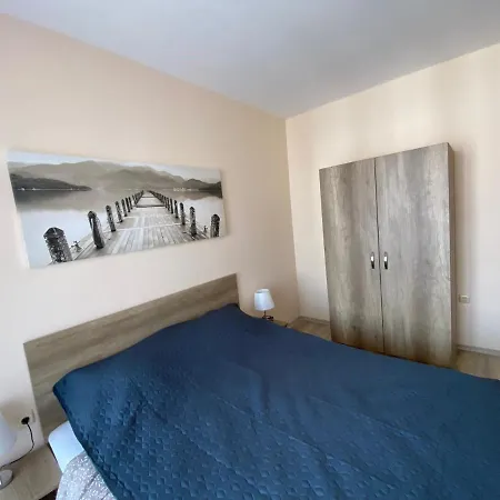 Apolon - Beautiful 400 M To The