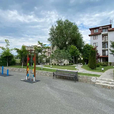 Apolon - Beautiful 400 M To The * Ravda