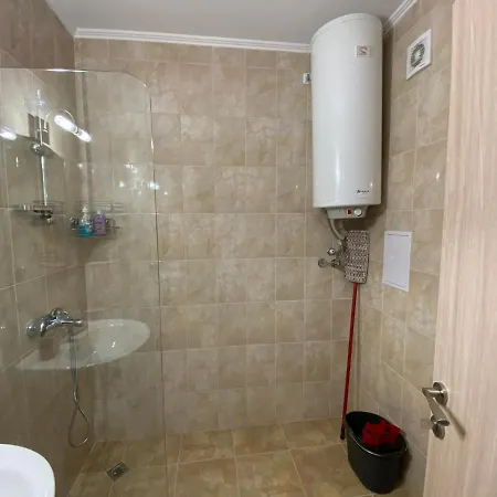 Apartman Apolon - Beautiful 400 M To The