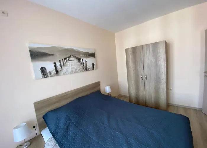 Apolon - Beautiful 400 M To The